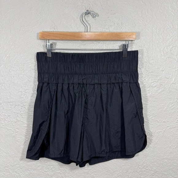 Automet Pants - High Waisted Running Shorts Medium Nylon Athletic Gym Black Athleisure Automet
